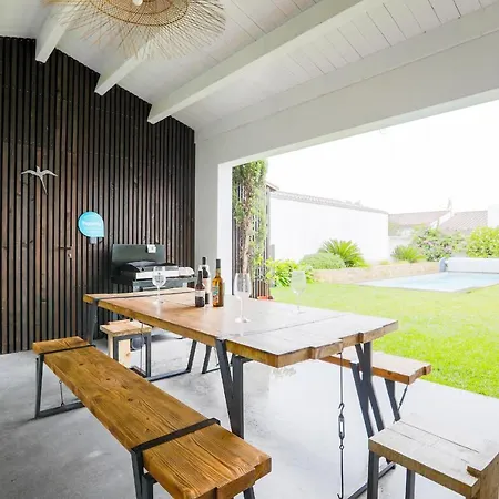 Belle Maison Pour Un Sejour A 10 Personnes Au Coeur De L'ile De Re بيت للعطل *